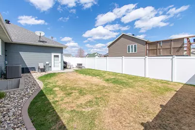 1819 52nd Avenue N, Moorhead, MN 56560 - Photo 15