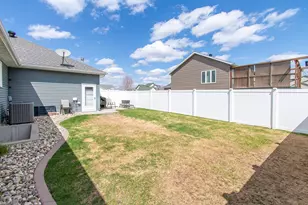 1819 52nd Ave N, Moorhead, MN 56560 - Photo 15