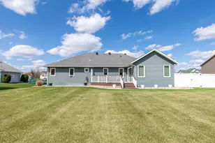 1819 52nd Ave N, Moorhead, MN 56560 - Photo 9