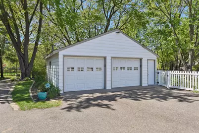4721 Bald Eagle Avenue, White Bear Lake, MN 55110 - Photo 3
