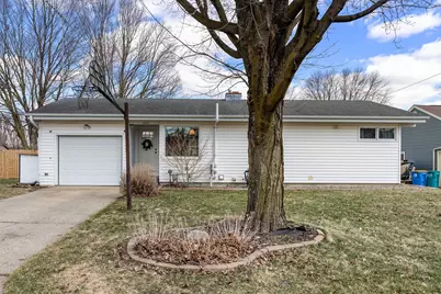 1045 10th Avenue NE, Owatonna, MN 55060 - Photo 1