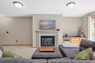 20576 Hampshire Way, Lakeville, MN 55044 - Photo 17