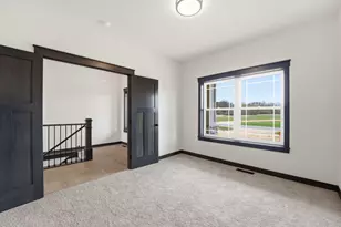 909 Acorn Ct, Hudson, WI 54016 - Photo 39