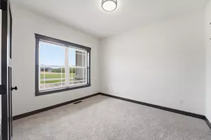 909 Acorn Ct, Hudson, WI 54016 - Photo 49