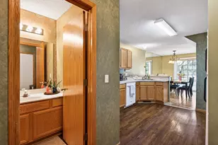 1088 Lovell Ave W, Roseville, MN 55113 - Photo 17