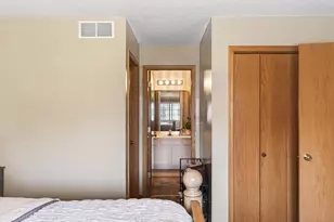 1088 Lovell Ave W, Roseville, MN 55113 - Photo 23