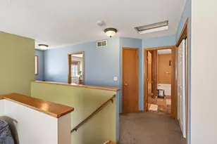 1088 Lovell Ave W, Roseville, MN 55113 - Photo 19