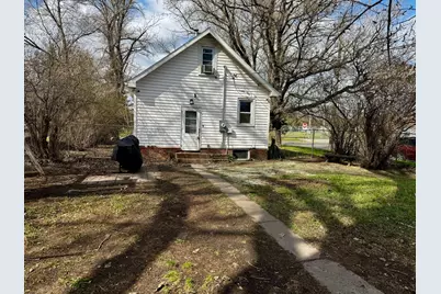 1622 S 11th Avenue S, Fargo,  58103 - Photo 3