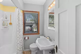 1341 Iowa Ave W, Falcon Heights, MN 55108 - Photo 13