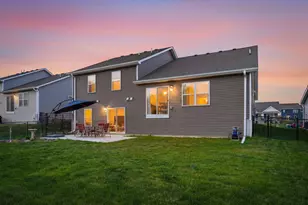18137 Hidden Creek Trl, Lakeville, MN 55044 - Photo 5