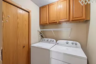 9935 Russell Ave N, Brooklyn Park, MN 55444 - Photo 31