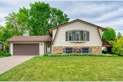10133 Drew Avenue S, Bloomington, MN 55431 - Photo 1