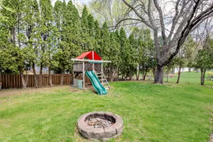10419 Morris Rd, Bloomington, MN 55437 - Photo 39