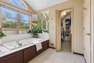 4902 Bayswater Rd, Minnetonka, MN 55345 - Photo 35