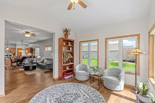 555 Tiffany Ln, Waconia, MN 55387 - Photo 15