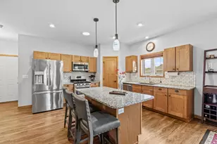 555 Tiffany Ln, Waconia, MN 55387 - Photo 7