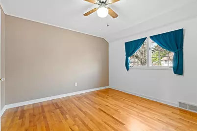 827 10 1/2 Street SW, Rochester, MN 55902 - Photo 23