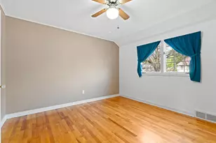 827 10 1/2 Street SW, Rochester, MN 55902 - Photo 23