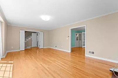 827 10 1/2 Street SW, Rochester, MN 55902 - Photo 5