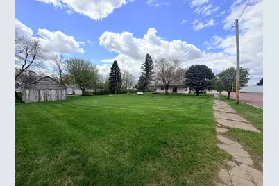 451 Paul Avenue, Lake Wilson, MN 56151 - Photo 5