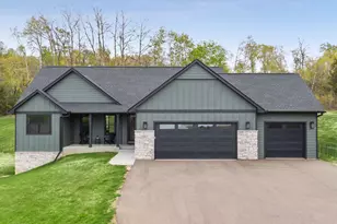 899 Gavin Pass, Hudson, WI 54016 - Photo 3