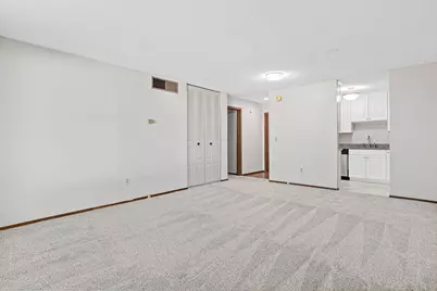 7500 Cahill Road #101C, Edina, MN 55439 - Photo 5