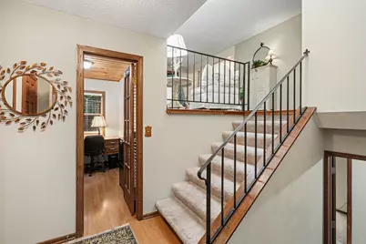 7201 32nd Avenue N, Crystal, MN 55427 - Photo 9