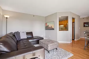78 10th St E, Saint Paul, MN 55101 - Photo 13
