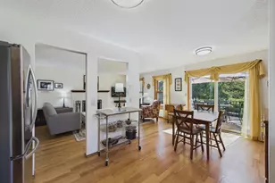 10211 Lee Dr, Eden Prairie, MN 55347 - Photo 15