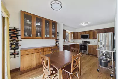 10211 Lee Drive, Eden Prairie, MN 55347 - Photo 7