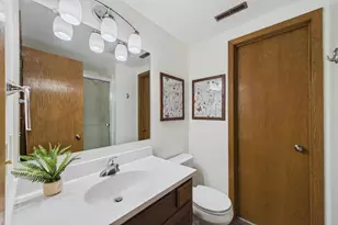 10211 Lee Dr, Eden Prairie, MN 55347 - Photo 23