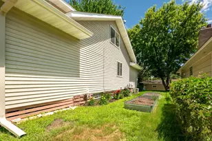 5218 N 4th St, Minneapolis, MN 55430 - Photo 27