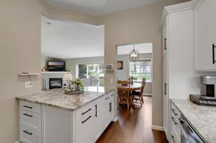 881 Kimberly Ln, Chanhassen, MN 55317 - Photo 7