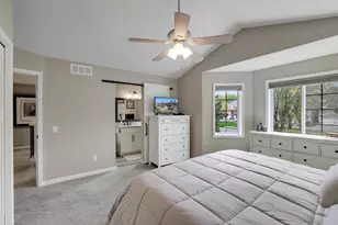 881 Kimberly Ln, Chanhassen, MN 55317 - Photo 23