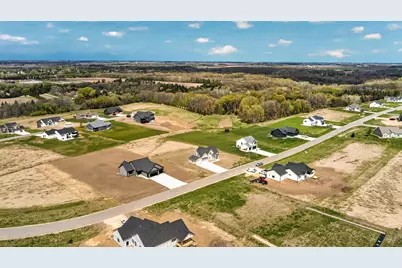 1701 21st Ave NE, Kasson, MN 55944 - Photo 5