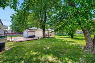 6943 Logan Ave N, Brooklyn Center, MN 55430 - Photo 27