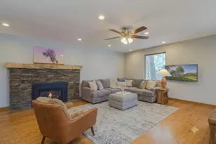 2050 Lake View Dr, Jordan, MN 55352 - Photo 19