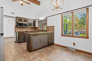 344 Thompson Ave W, West Saint Paul, MN 55118 - Photo 15