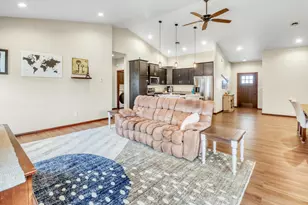 1111 Bayridge Dr, Detroit Lakes, MN 56501 - Photo 13