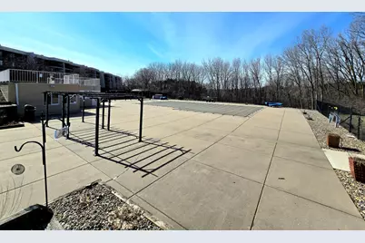 2455 Londin Lane E #117, Maplewood, MN 55119 - Photo 23