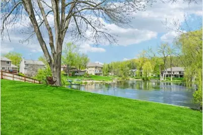 7423 Hyde Park Lane, Edina, MN 55439 - Photo 5