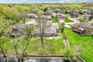 7423 Hyde Park Ln, Edina, MN 55439 - Photo 41
