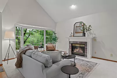 9651 Juniper Street NW, Coon Rapids, MN 55433 - Photo 5