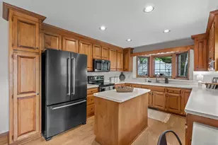 9651 Juniper St NW, Coon Rapids, MN 55433 - Photo 11