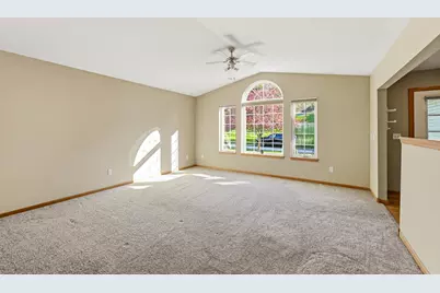 4414 Meadow Lakes Drive NW, Rochester, MN 55901 - Photo 3
