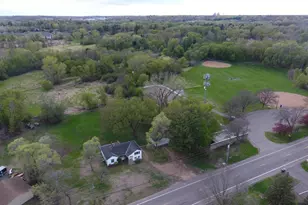 10715 Old County Rd 15, Plymouth, MN 55441 - Photo 3
