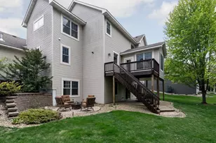 2110 Valley Creek Ln, Shakopee, MN 55379 - Photo 33