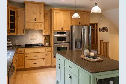 2110 Valley Creek Lane, Shakopee, MN 55379 - Photo 3