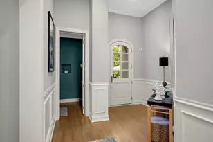 5809 Vernon Ln, Edina, MN 55436 - Photo 9