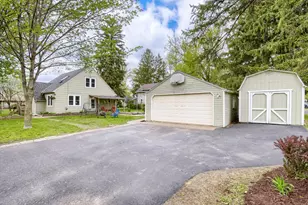 527 W Division St, River Falls, WI 54022 - Photo 25